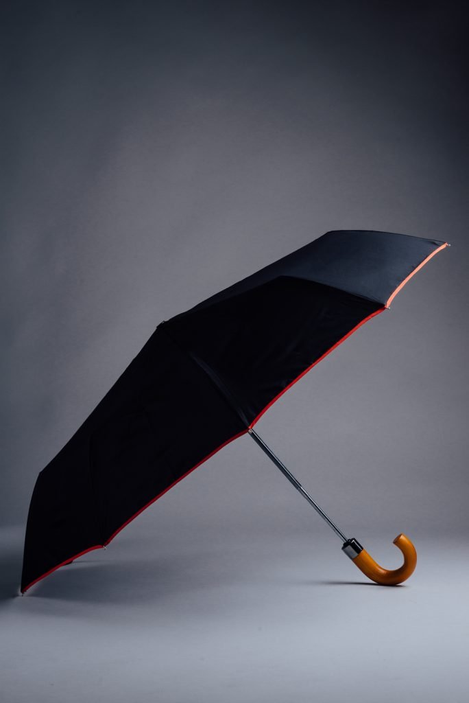Black Compact Reflective Umbrella Rain and Son Classic and Stylish