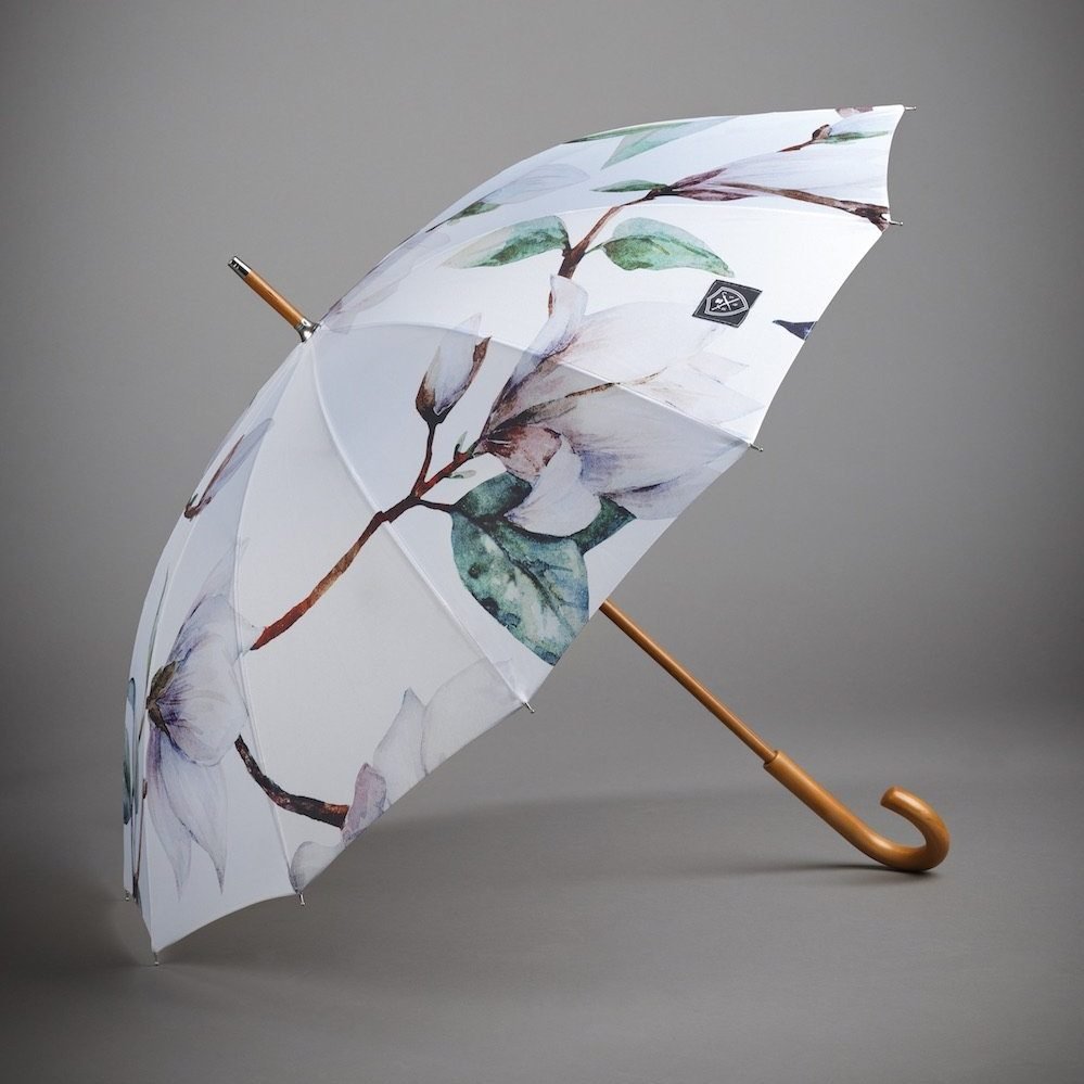 classic wooden handle umbrella with magnolia fabric